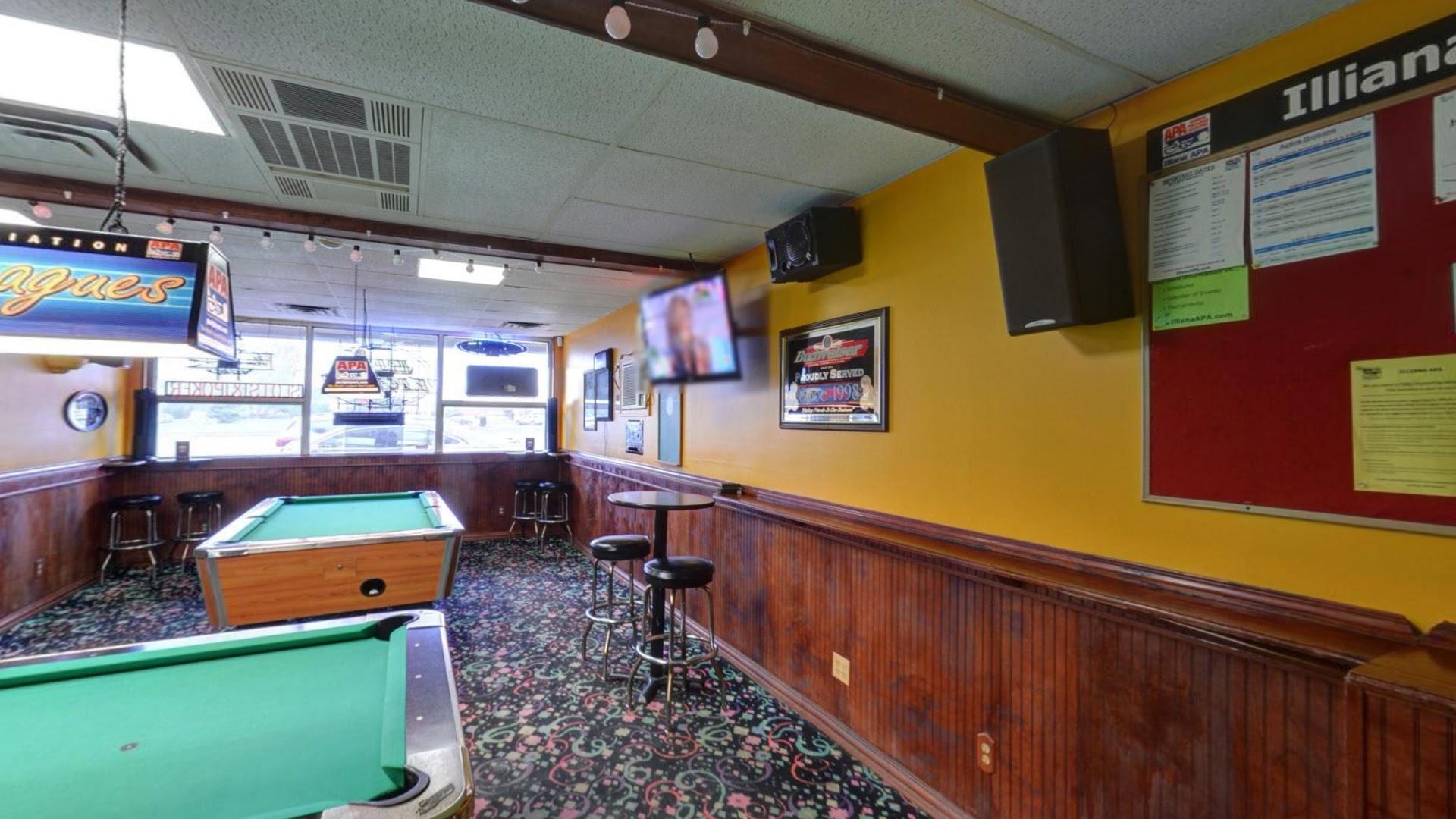 BR SPORTS BAR & GRILL